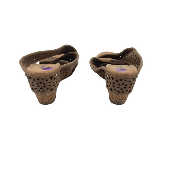 Minnetonka Beige Perforated Leather Slip On Wedges Heels Womens Size 9 Open Toe - Picture 2 of 8